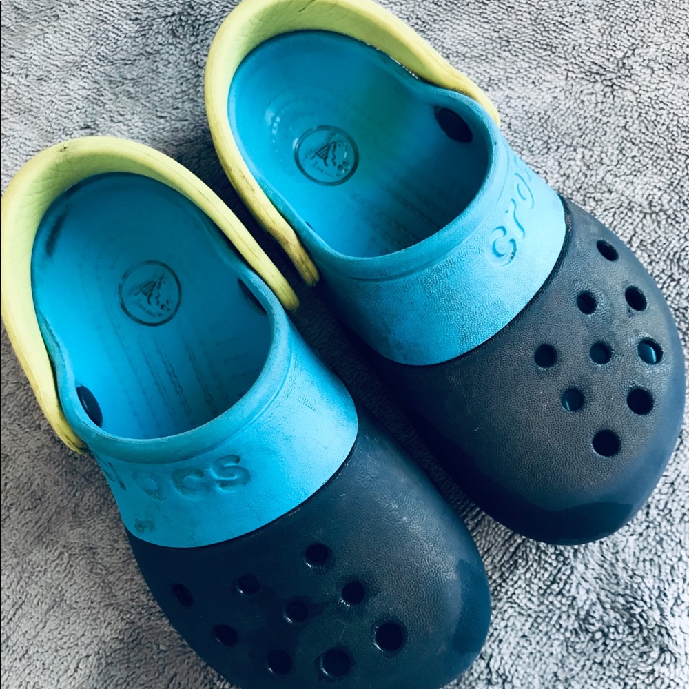 Kids crocs